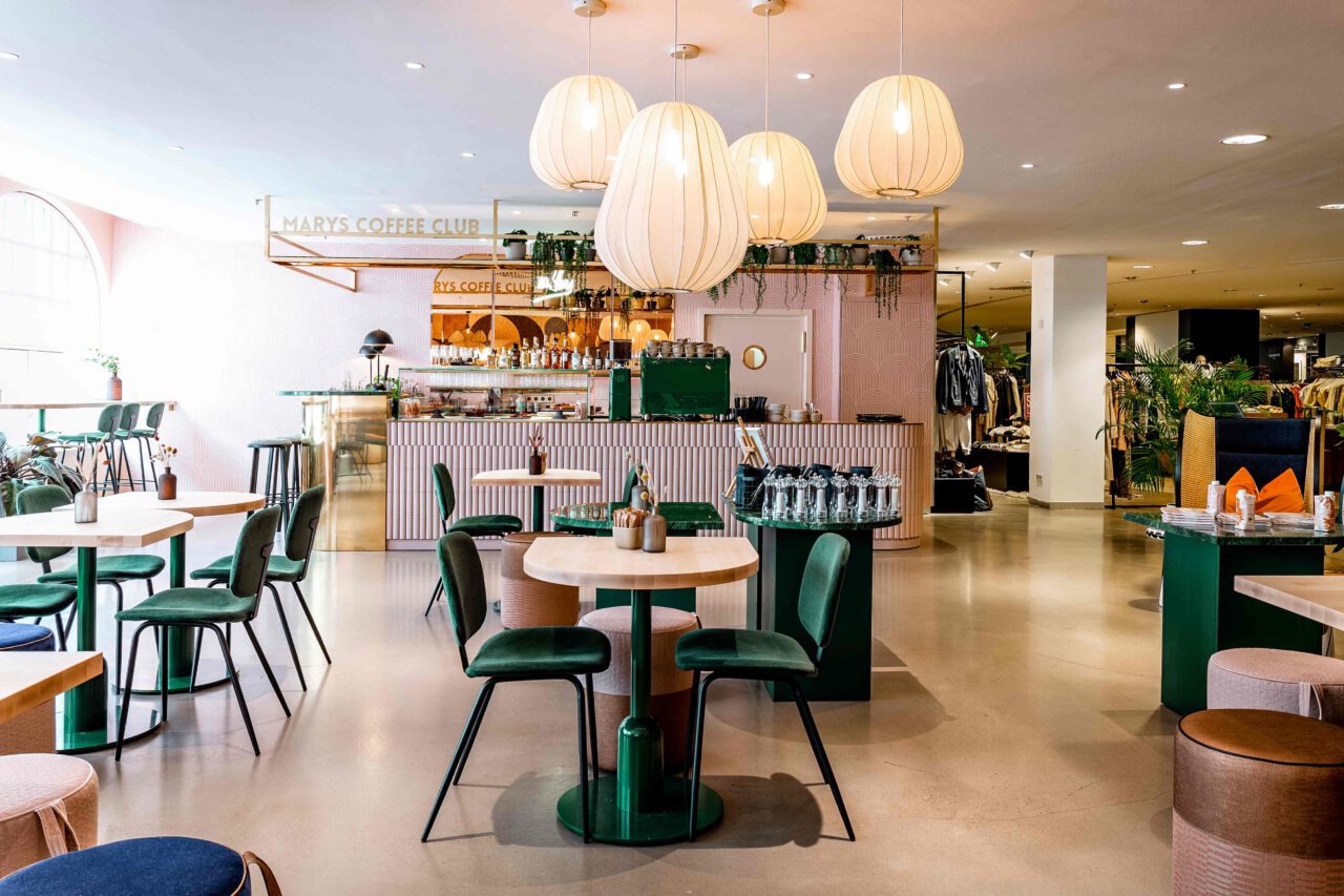 4_lova_marys_coffee_club_interior_design_konen